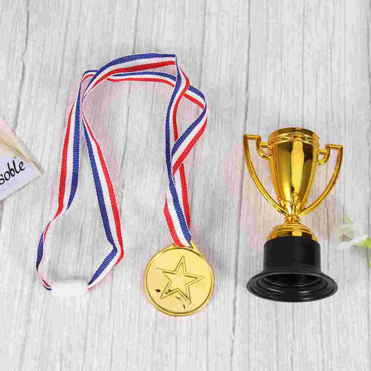 16 Vnt Vaikai Trofėjų Mini Trofėjus Apdovanoti Prizų, Dovanų Šalis Tiekia Mažas Medaliai Įvykdyti Svajonė Nuotrauka 2