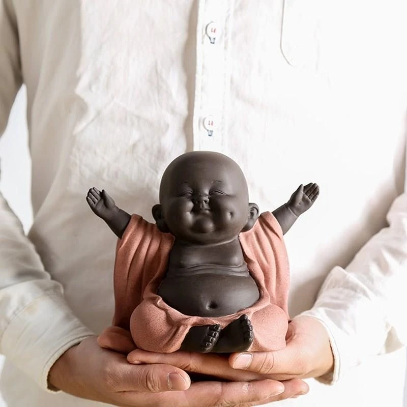 Tikroviška Raudonos Molio Budos Maitrėjos Miniatiūriniai Darbalaukio Keramikos Šypsena Budos Paveikslas Budizmas Ornamentu Namų Dekoro Priedai Nuotrauka 3
