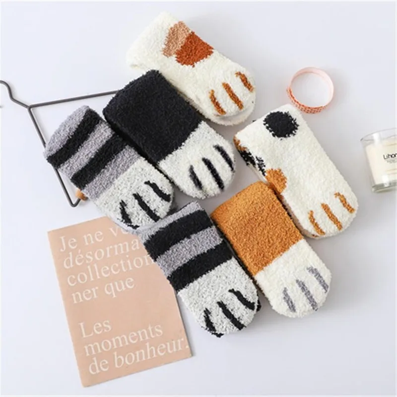 Medvilnės kojinės žiemą smagu spausdinti katės letena šiltos kojinės Kawaii mielas atsitiktinis laimingas mados dizaineris kojinės vyrams ir moterims miego kojinės Nuotrauka 2