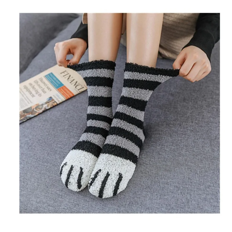 Medvilnės kojinės žiemą smagu spausdinti katės letena šiltos kojinės Kawaii mielas atsitiktinis laimingas mados dizaineris kojinės vyrams ir moterims miego kojinės Nuotrauka 3