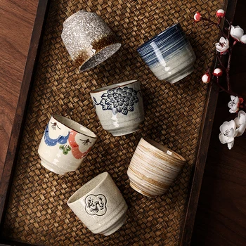 Japonijos antikvariniai retro keramikos Kung Fu mažų arbatos puodelių, mažų arbatos puodelių, senovės priimančiosios puodeliai asmeniniam naudojimui.